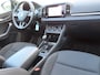 Skoda Karoq 1.0 TSI | Pano dak | Trekhaak wegklapbaar | Stoel + stuurwielverwarming |