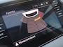Skoda Karoq 1.0 TSI | Pano dak | Trekhaak wegklapbaar | Stoel + stuurwielverwarming |