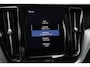 Volvo XC60 2.0 B5 / PANO / ACC / CAMERA / KEYLESS / STUUR+STOELVERW
