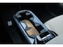 Volvo EX30 P5 Long Range Plus Europa 69 kWh | Apple carplay / Android auto | Electronic climate control | 19" lichtmetalen velgen | Verwarmde voorstoelen |