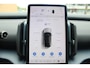 Volvo EX30 P5 Long Range Plus Europa 69 kWh | Apple carplay / Android auto | Electronic climate control | 19" lichtmetalen velgen | Verwarmde voorstoelen |