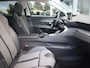 Peugeot 3008 SUV Allure PureTech 130pk S&S EAT6, Rijklaarprijs, Navigatie Panoramisch schuifdak LED verlichting Camera