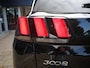 Peugeot 3008 SUV Allure PureTech 130pk S&S EAT6, Rijklaarprijs, Navigatie Panoramisch schuifdak LED verlichting Camera