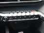 Peugeot 3008 SUV Allure PureTech 130pk S&S EAT6, Rijklaarprijs, Navigatie Panoramisch schuifdak LED verlichting Camera