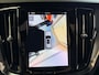 Volvo V60 2.0 T6 Plug-in hybrid AWD Ultra Dark, Pano, HUD, Leer, Elektrische stoelen, stoel/Stuurverwarming, Harman kardon,