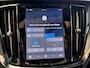 Volvo V60 2.0 T6 Plug-in hybrid AWD Ultra Dark, Pano, HUD, Leer, Elektrische stoelen, stoel/Stuurverwarming, Harman kardon,