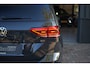 Volkswagen Touran 1.4 TSI Highline 7p LED|CarPlay|Pano|Urano Grey