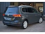 Volkswagen Touran 1.4 TSI Highline 7p LED|CarPlay|Pano|Urano Grey