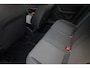 SEAT Leon Sportstourer 1.0 TSI Reference 90PK / 66kW, NL auto, multifunctioneel lederen stuurwiel, 16" 'Urban' LMV, regensensor, Apple Carplay & Android Auto, DAB+, elektrisch verstelbare buitenspiegels, airco, keyless start, cruise control, LED verlichting etc.