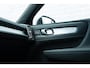 Volvo XC40 2.0 B4 Plus Black Edition | Trekhaak | 360° Camera | Panoramadak | Harman/Kardon Audio | Keyless Entry | Elektrische Achterklep | Elektrisch Verstelbare Voorstoelen | Adaptive Cruise | BLIS | Google Navigatie | Apple Carplay | Android Auto | 20" Velgen |