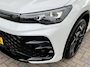 Volkswagen Tiguan 1.5 eHybrid R-Line Edition / AUTOMAAT/ GARANTIE TM 09-2030/ 272 PK/ PANO/ LEER/ TREKHAAK/ 360 CAMERA/ MEMORY+MASSAGE/ STUUR+STOELVERWARM.&KOELING/ APP-CONNECT/ ACC/ ELEK.ACHTERKLEP/ DODEHOEK/ IQ.LIGHT/ NAVI/ 20''LMV