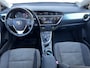 Toyota Auris 1.8 Hybrid Lease Dealer Onderhouden Trekhaak Parkeersensoren Clima Cruise Camera