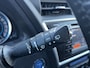 Toyota Auris 1.8 Hybrid Lease Dealer Onderhouden Trekhaak Parkeersensoren Clima Cruise Camera