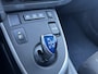 Toyota Auris 1.8 Hybrid Lease Dealer Onderhouden Trekhaak Parkeersensoren Clima Cruise Camera