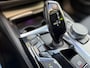 BMW 5-Serie Touring M550d xDrive Pano Hud H&K Massage Leder Carplay 360 Memory Softclosed dodehoek
