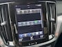 Volvo V60 2.0 B3 HYBRIDE / Apple carplay / Adaptieve Cruise controle / NAP / Historie aanwezig.