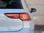 Volkswagen Golf 1.5 eHybrid Life Edition 204pk DSG | Navigatie | Trekhaak | LED | Stoel- & Stuurverwarming | Camera | Dodehoek Detectie | Lichtmetalen velgen |