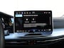 Volkswagen Golf 1.5 eHybrid Life Edition 204pk DSG | Navigatie | Trekhaak | LED | Stoel- & Stuurverwarming | Camera | Dodehoek Detectie | Lichtmetalen velgen |