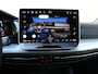 Volkswagen Golf 1.5 eHybrid Life Edition 204pk DSG | Navigatie | Trekhaak | LED | Stoel- & Stuurverwarming | Camera | Dodehoek Detectie | Lichtmetalen velgen |