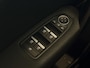 Renault Captur 1.3 TCe 140 Intens | Trekhaak | Achteruitrijcamera met parkeersensoren voor en achter | Climate Control | Apple Carplay/Android Auto