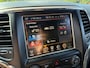 Jeep Grand Cherokee 3.0 CRD Overland Automaat / Grijs Kenteken / Panoramadak / Leder / Camera / Navi / Clima / Trekhaak / Cruise /