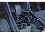Volvo EX40 Single Motor Extended Range Ultra Europa 82 kWh Panorama/schuifdak - IntelliSafe Assist & Surround - 360º Camera - Harman/Kardon audio - Verwarmde voorstoelen, stuur & achterbank - Parkeersensoren voor & achter - Elektr. bedienb. voorstoelen met geheugen links - Draadloze tel. lader - Warmtepomp - 20' LMV