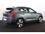 Volvo EX40 Single Motor Extended Range Ultra Europa 82 kWh Panorama/schuifdak - IntelliSafe Assist & Surround - 360º Camera - Harman/Kardon audio - Verwarmde voorstoelen, stuur & achterbank - Parkeersensoren voor & achter - Elektr. bedienb. voorstoelen met geheugen links - Draadloze tel. lader - Warmtepomp - 20' LMV