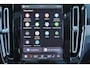 Volvo EX40 Single Motor Extended Range Ultra Europa 82 kWh Panorama/schuifdak - IntelliSafe Assist & Surround - 360º Camera - Harman/Kardon audio - Verwarmde voorstoelen, stuur & achterbank - Parkeersensoren voor & achter - Elektr. bedienb. voorstoelen met geheugen links - Draadloze tel. lader - Warmtepomp - 20' LMV