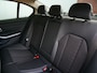 BMW 3-Serie 320i Business Edition 184 Pk Automaat Navi / DAB / Apple Carplay / Sportstoelen / 18 inch