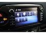 Toyota Yaris 1.5 Hybrid Bi-Tone | Navigatie | Cruise Control | Clima | Camera | 16 inch | Rijstrooksensor | Bluetooth