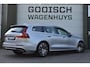 Volvo V60 2.0 T8 Twin Engine AWD Inscription | Leder | Pano | Winterpakket |