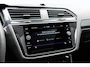 Volkswagen Tiguan 1.5 TSI R-Line Pano / Trekhaak / Camera