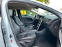 Volvo V40 1.6 D2 Summum Leder | Memory | Camera | Xenon | Navi