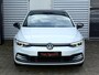 Volkswagen Golf 8 1.5 eTSI|Navi|Camera|Sfeer|ACC|DSG|Memory|