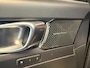 Volvo XC40 2.0 B4 AWD R-Design |PANO|360 CAMERA|CARPLAY|LANEASSIST|MEMORIE|HARMAN KARDON
