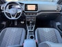 Volkswagen T-Cross 1.5 TSI 150pk DSG R-Line | Camera | Trekhaak | Navi | IQ light | Rijklaar incl. garantie
