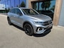 Volkswagen T-Roc 1.5 TSI 150pk DSG R-Line | Black Style | Camera | Keyless | Elek. Achterklep | Dode hoek | Rijklaar incl. 1 jaar Bovag garantie