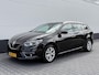 Renault Megane Estate 1.3 116pk TCe Limited | Airco | Carplay | Privacy glass | Trekhaak