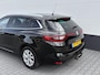 Renault Megane Estate 1.3 116pk TCe Limited | Airco | Carplay | Privacy glass | Trekhaak
