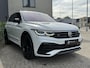 Volkswagen Tiguan 2.0 TSI 190pk 4Motion DSG / Aut. 3x R-Line Facelift IQ Light Panoramdak Trekhaak 20" 99dkm!!