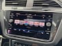 Volkswagen Tiguan 2.0 TSI 190pk 4Motion DSG / Aut. 3x R-Line Facelift IQ Light Panoramdak Trekhaak 20" 99dkm!!