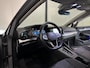 Volkswagen Golf 1.0 eTSI DSG | Life 5-Drs | Navi | Carplay | Led
