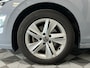 Volkswagen Golf 1.0 eTSI DSG | Life 5-Drs | Navi | Carplay | Led