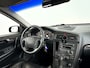 Volvo V70 Cross Country 2.4 T Comfort Line | Schuif/kantel dak | Stoelverwarming | Trekhaak