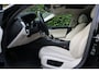 BMW 5-Serie 530i High Executive | Schuif- kanteldak | Dealeronderhouden | Sfeerverlichting