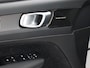 Volvo XC40 1.5 T2 R-Design (NL-Auto / Pano / Elek. trekhaak / 360 Camera / H&K / Navi / ACC)