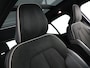 Volvo XC40 1.5 T2 R-Design (NL-Auto / Pano / Elek. trekhaak / 360 Camera / H&K / Navi / ACC)