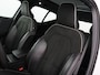 Volvo XC40 1.5 T2 R-Design (NL-Auto / Pano / Elek. trekhaak / 360 Camera / H&K / Navi / ACC)