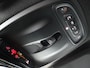 Volvo XC40 1.5 T2 R-Design (NL-Auto / Pano / Elek. trekhaak / 360 Camera / H&K / Navi / ACC)