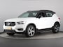 Volvo XC40 1.5 T2 R-Design (NL-Auto / Pano / Elek. trekhaak / 360 Camera / H&K / Navi / ACC)